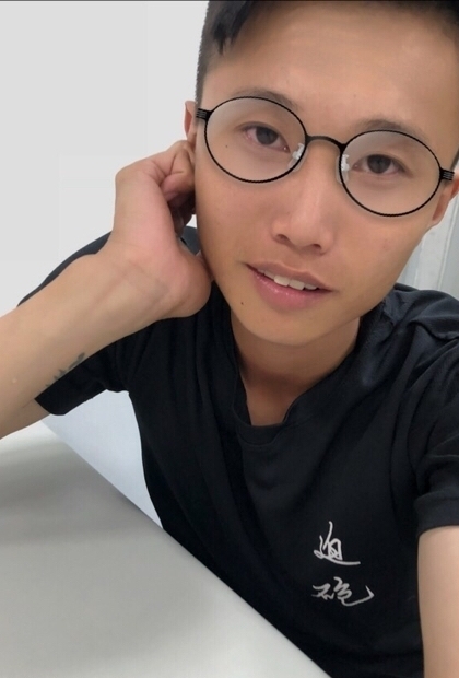 璨名的第一张照片--台湾闪婚服务中心