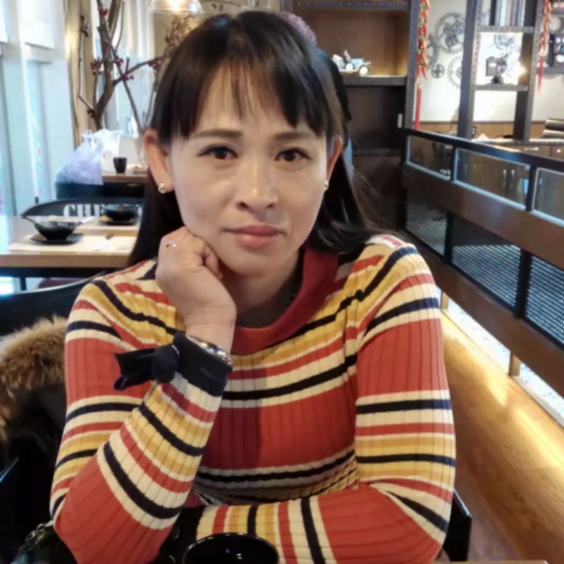 玫瑰花的第一张照片--台湾闪婚服务中心
