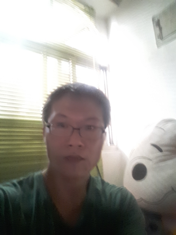 宏的第一张照片--台湾闪婚服务中心