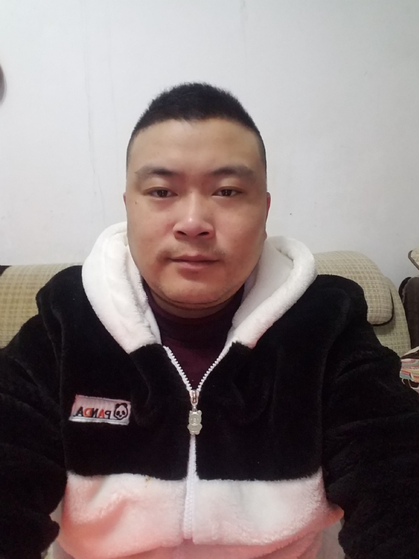 风的第一张照片--台湾闪婚服务中心