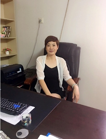 英的第一张照片--台湾闪婚服务中心