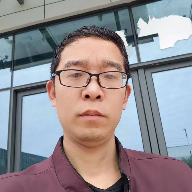 眼镜的第一张照片--台湾闪婚服务中心