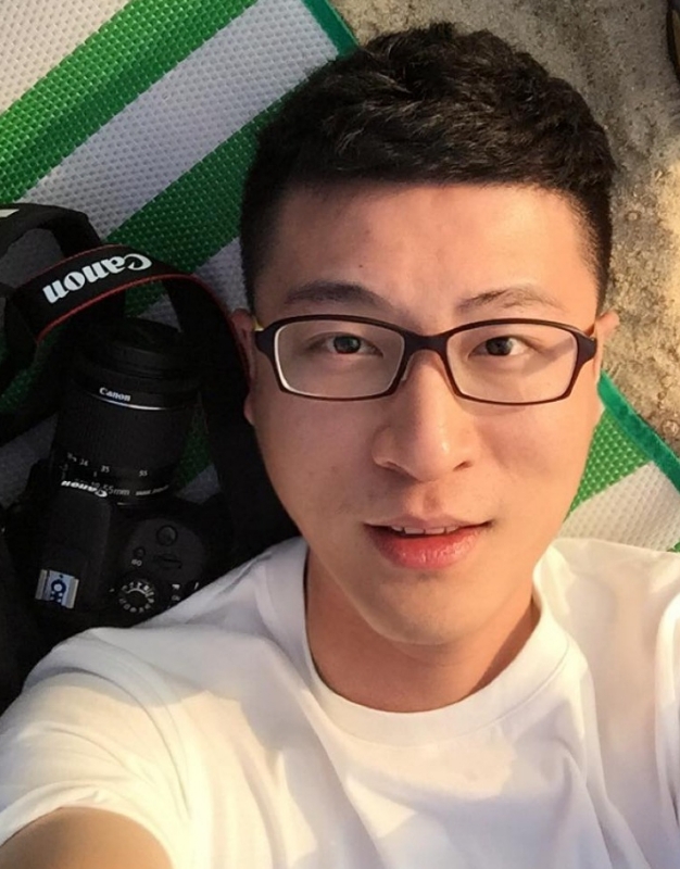 在路上的第一张照片--台湾闪婚服务中心