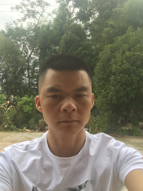 分叉路口再上车的第一张照片--台湾闪婚服务中心