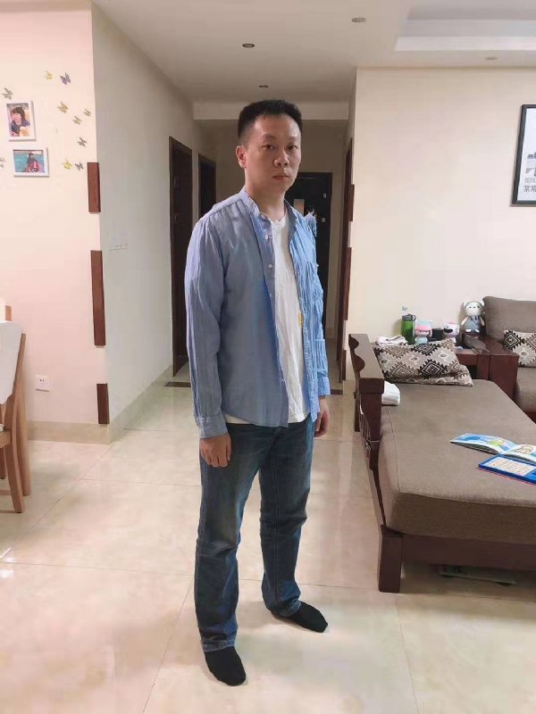 以勒的第一张照片--台湾闪婚服务中心