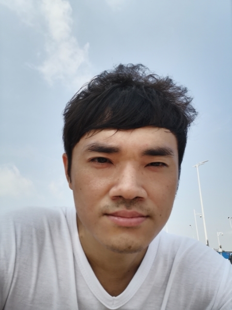 老实人的第一张照片--台湾闪婚服务中心