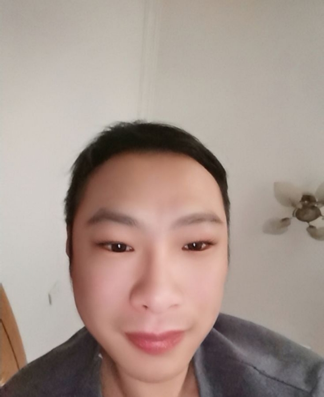 陈峰的第一张照片--台湾闪婚服务中心