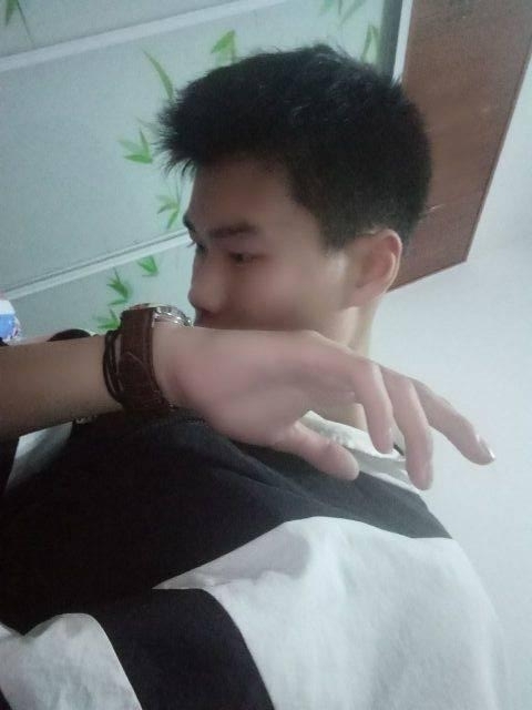 溟濛的第一张照片--台湾闪婚服务中心