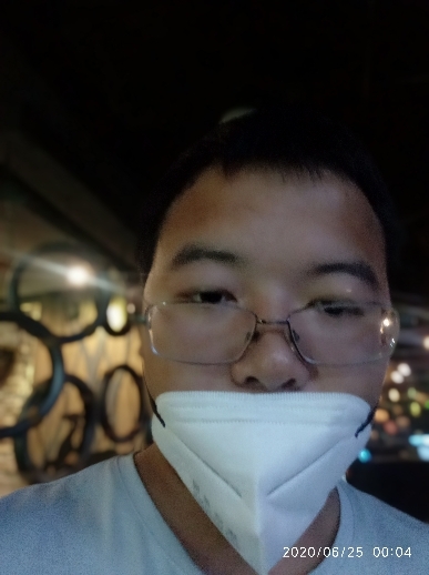 毛氏的第二张照片--台湾闪婚服务中心