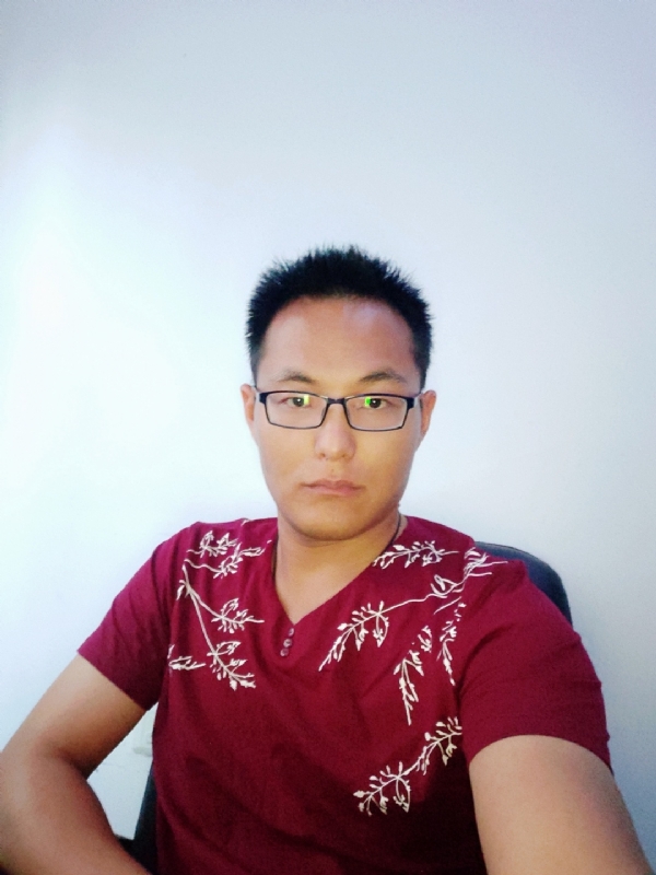 泉海洋的第一张照片--台湾闪婚服务中心