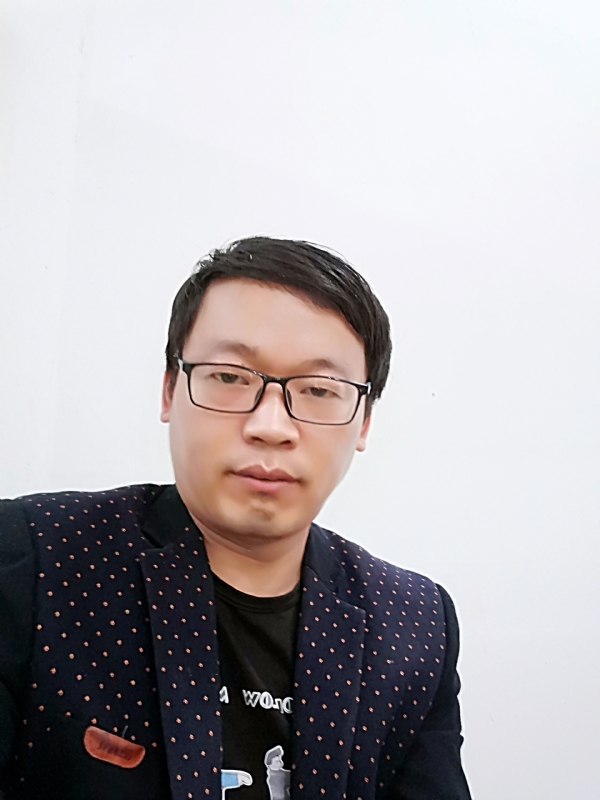 旭的第一张照片--台湾闪婚服务中心