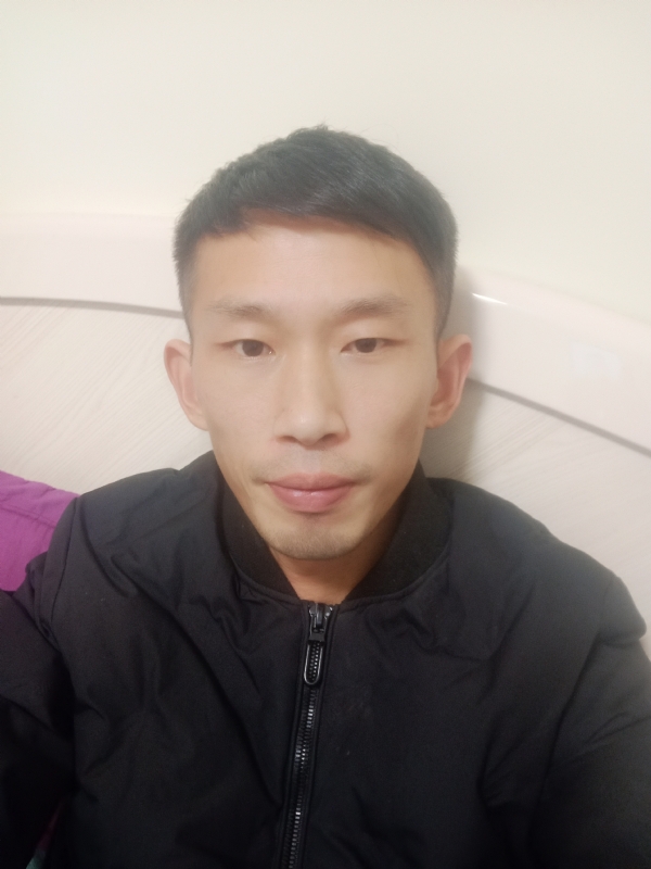亮儿的第一张照片--台湾闪婚服务中心