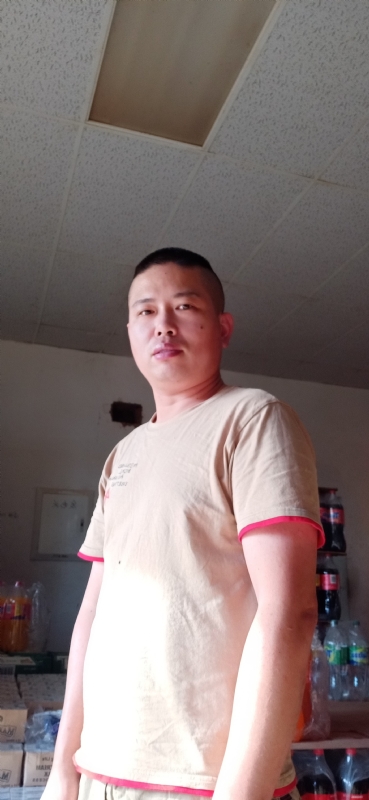 有心人的第三张照片--台湾闪婚服务中心