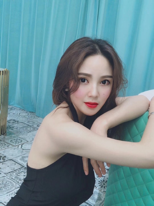 小汤圆的第一张照片--台湾闪婚服务中心