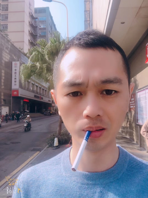 粤北一粟的第一张照片--台湾闪婚服务中心