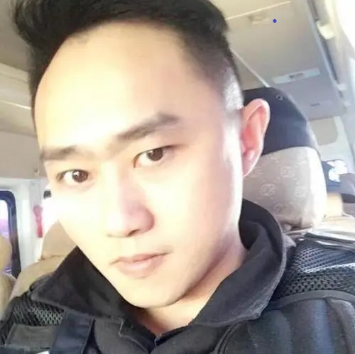 長聊的第一张照片--台湾闪婚服务中心