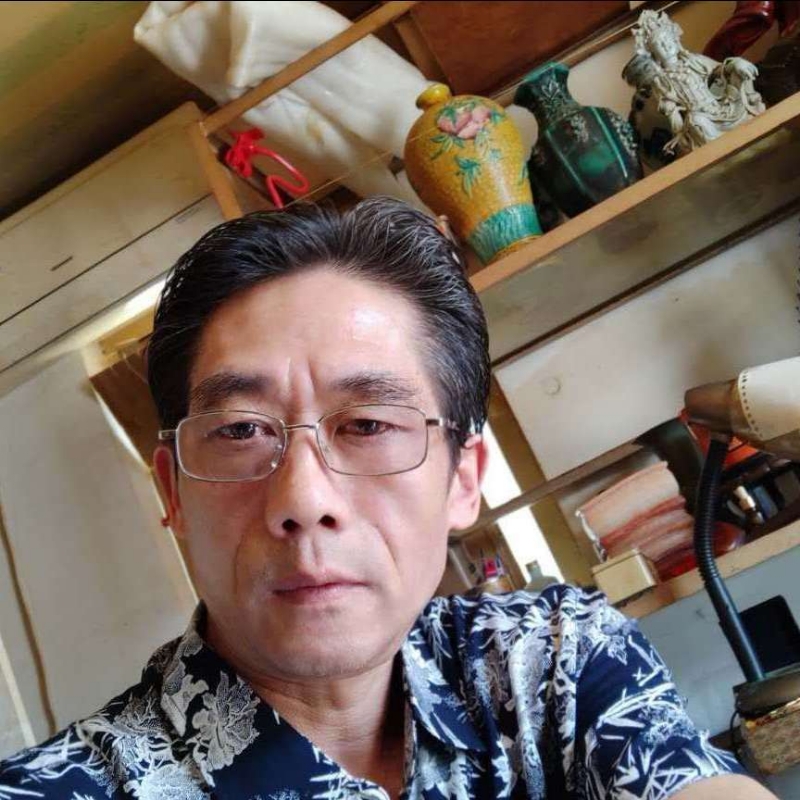 没有爱情也要飞渡一生的第一张照片--台湾闪婚服务中心