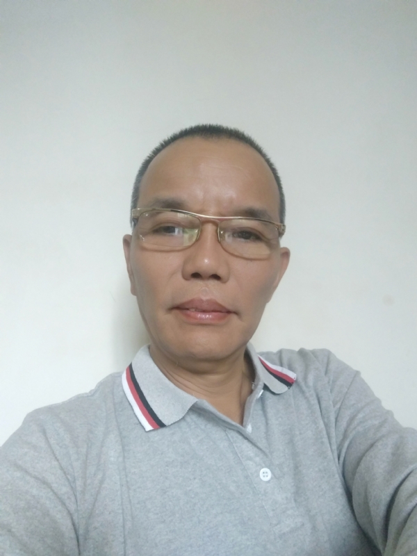 稳重大方的第一张照片--台湾闪婚服务中心