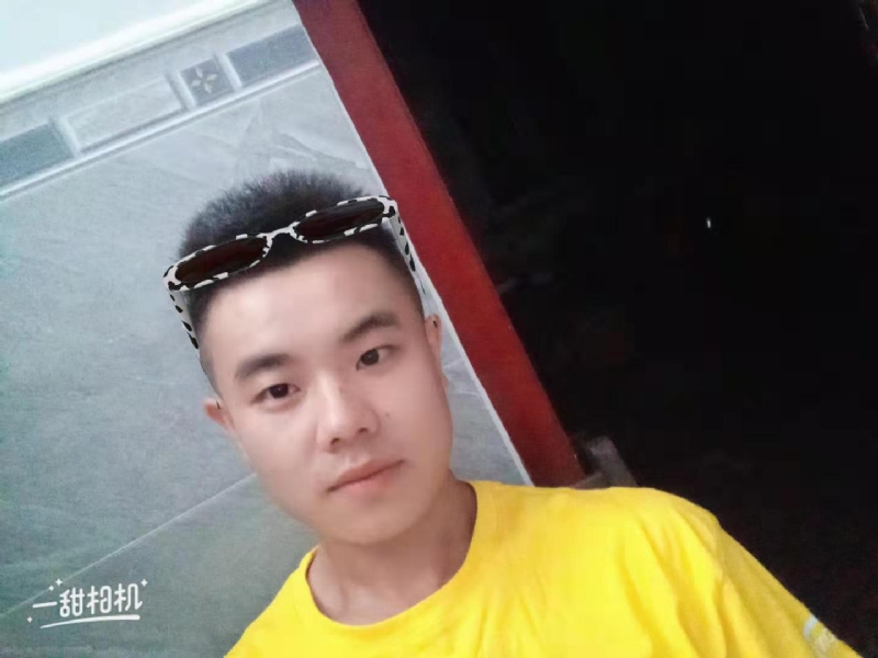 建国90周年的学渣的第一张照片--台湾闪婚服务中心