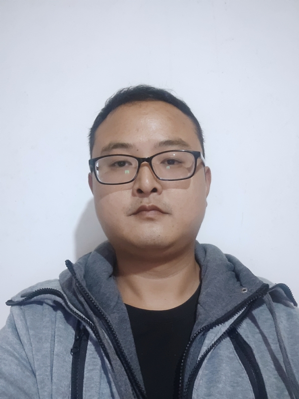 爱在一瞬间的第一张照片--台湾闪婚服务中心