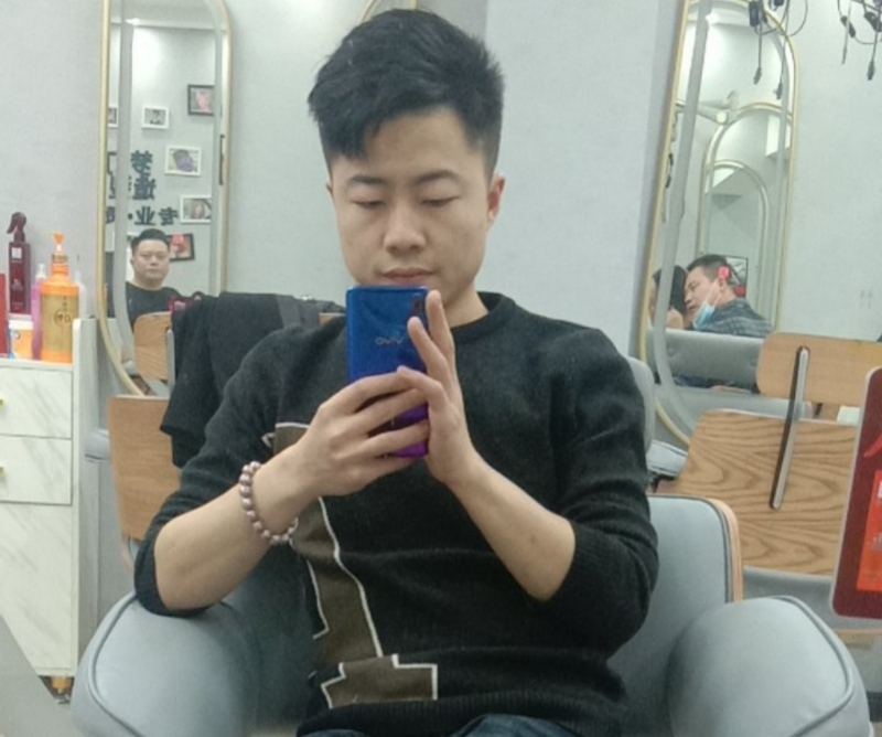 无法自拔的第一张照片--台湾闪婚服务中心