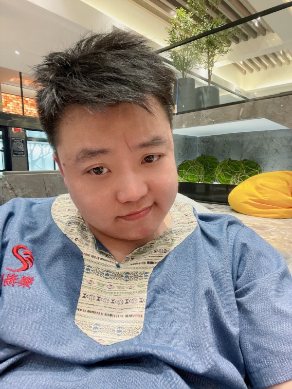 小恶魔的第二张照片--台湾闪婚服务中心