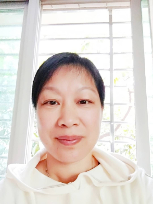 小妹的第一张照片--台湾闪婚服务中心