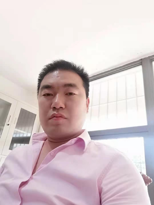 命运的打拼的第一张照片--台湾闪婚服务中心