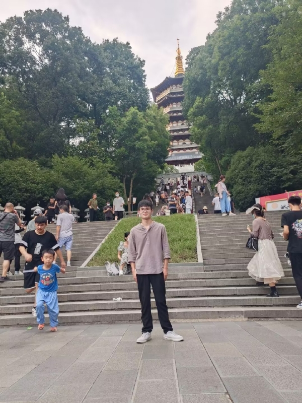 阳光男孩的第二张照片--台湾闪婚服务中心