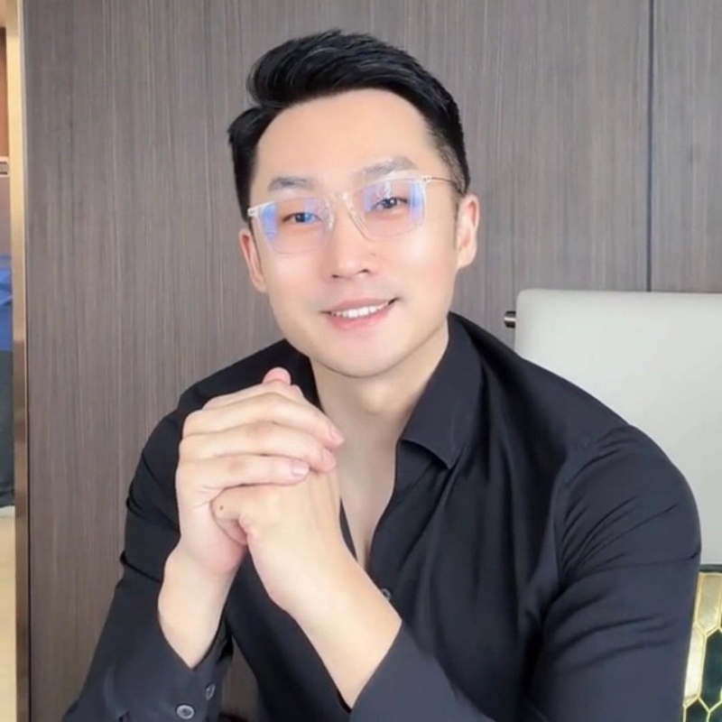 阳光大男孩的第一张照片--台湾闪婚服务中心