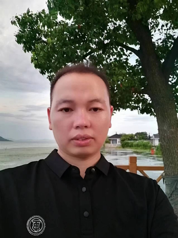 一起说晚安的第一张照片--台湾闪婚服务中心