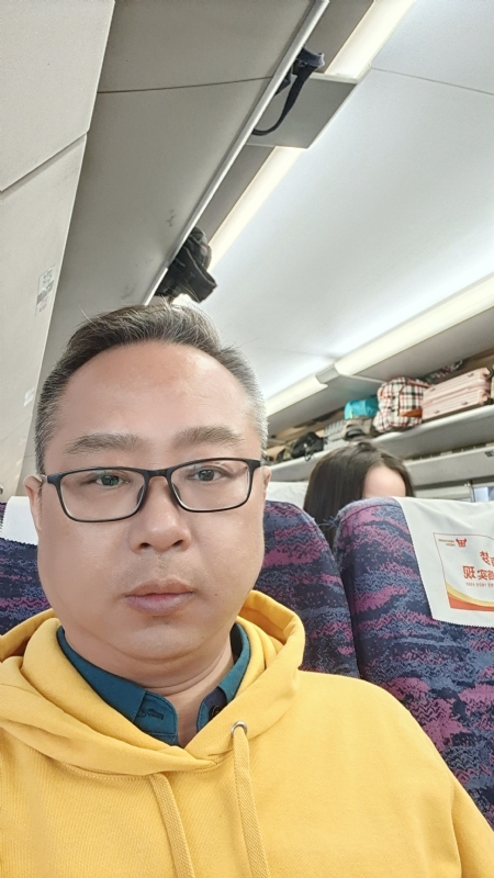 流浪的云的第二张照片--台湾闪婚服务中心