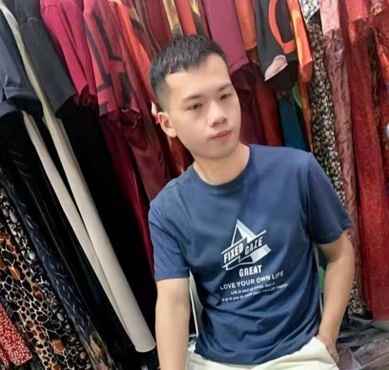 萃臻的第一张照片--台湾闪婚服务中心