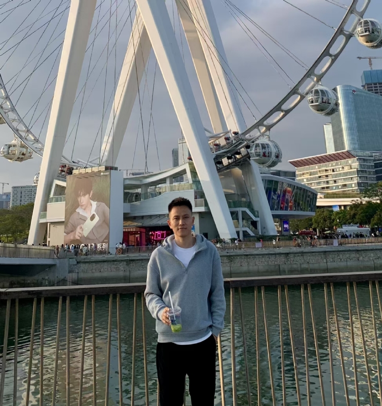 守望者的第一张照片--台湾闪婚服务中心