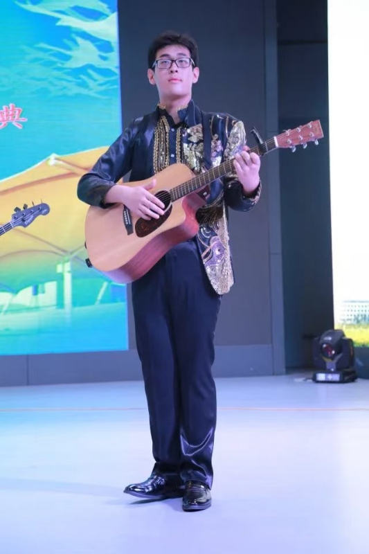 一叶知秋ZG的第一张照片--台湾闪婚服务中心