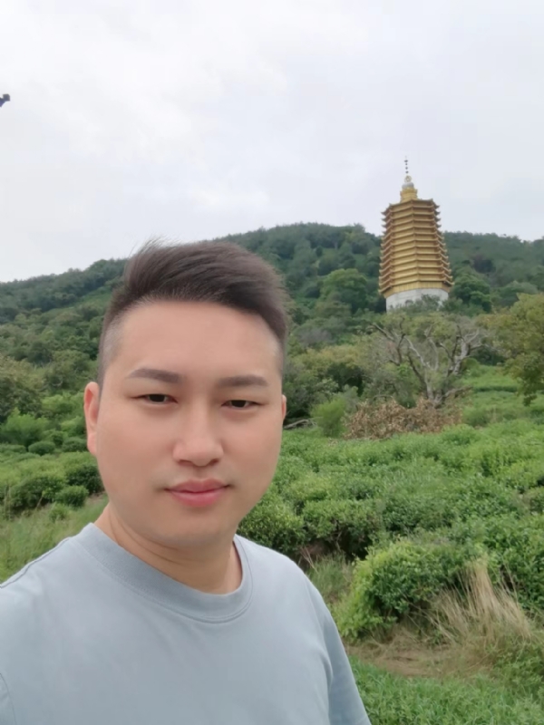 陈文海的第一张照片--台湾闪婚服务中心